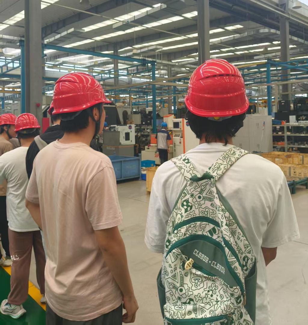 深耕產業一線，賦能專業實踐 機電工程學院學子暑期赴德州弛暉機械加工調研考察活動紀實